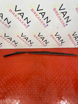 Renault Trafic/ Vauxhall Vivaro P/S WINDSCREEN WIPER 2001-2016 P/N 7700311585