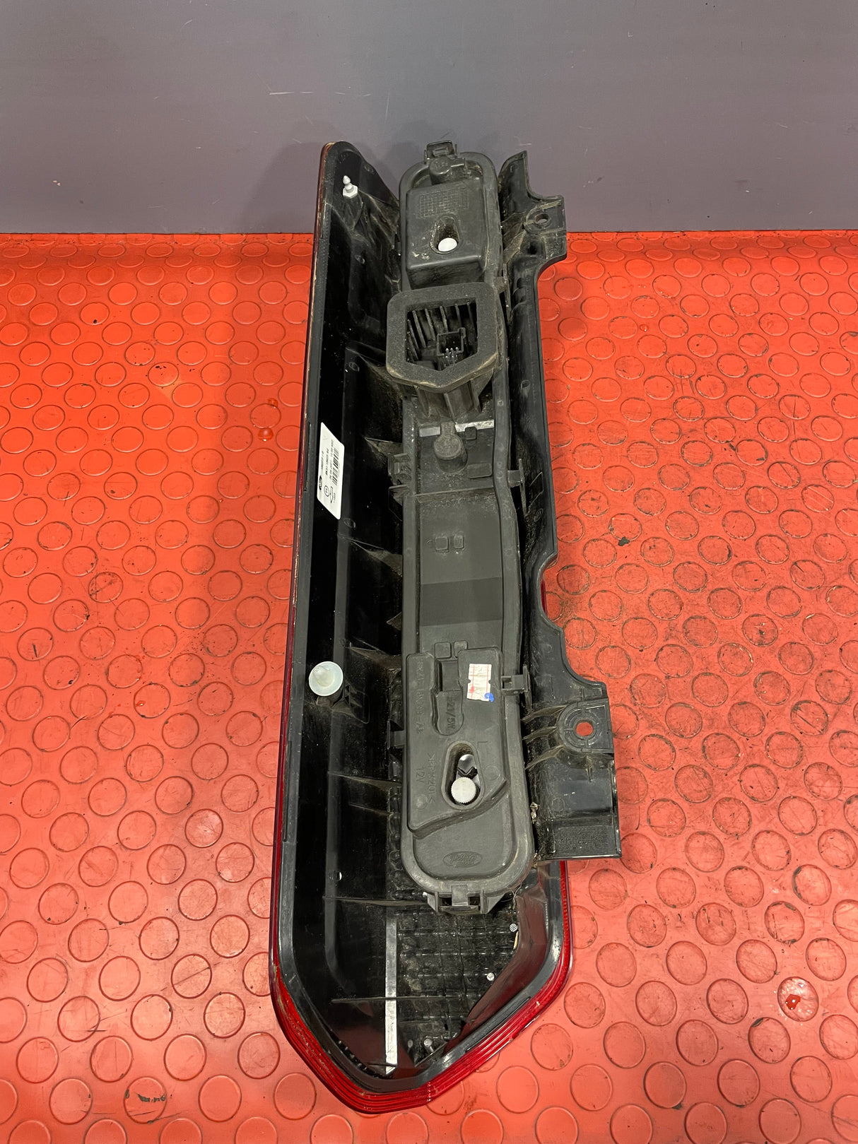 Ford Transit TAILLIGHT ASSEMBLY MK8 Passenger's Side 2016-2023 P/N BK3113405AG - 1