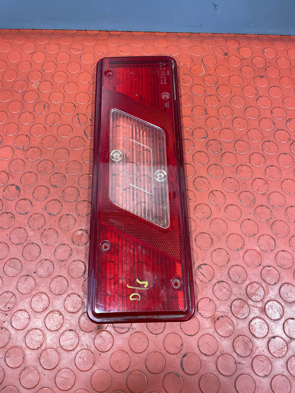 Ford Transit Tipper Pick-Up TAILLIGHT COVER  Driver's Side MK8 2014 P/N BK3113404CC / 1847494