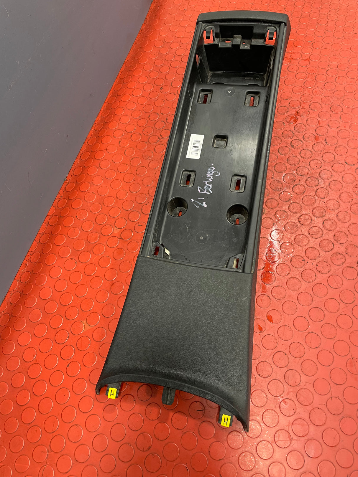 Citroen Berlingo/Peugeot Partner/Vauxhall Combo/Toyota Proace City CENTER CONSOLE PANEL (w/o top lid) 2019-2024 P/N 9820969980