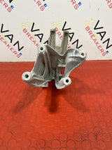 Volkswagen Transporter ENGINE MOUNT P/N 7E0199370