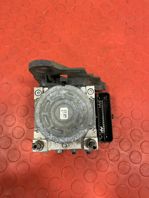 Volkswagen Golf ABS PUMP AND CONTROL MODULE  MK7 1.6 P/N 3Q0907379Q