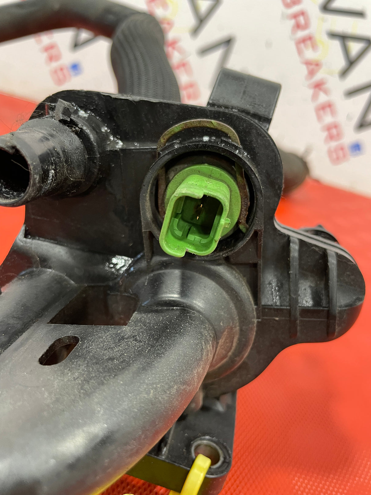 Citroen Berlingo/Peugeot Partner  THERMOSTAT HOUSING 1.6 2013-2018 P/N 9684588980