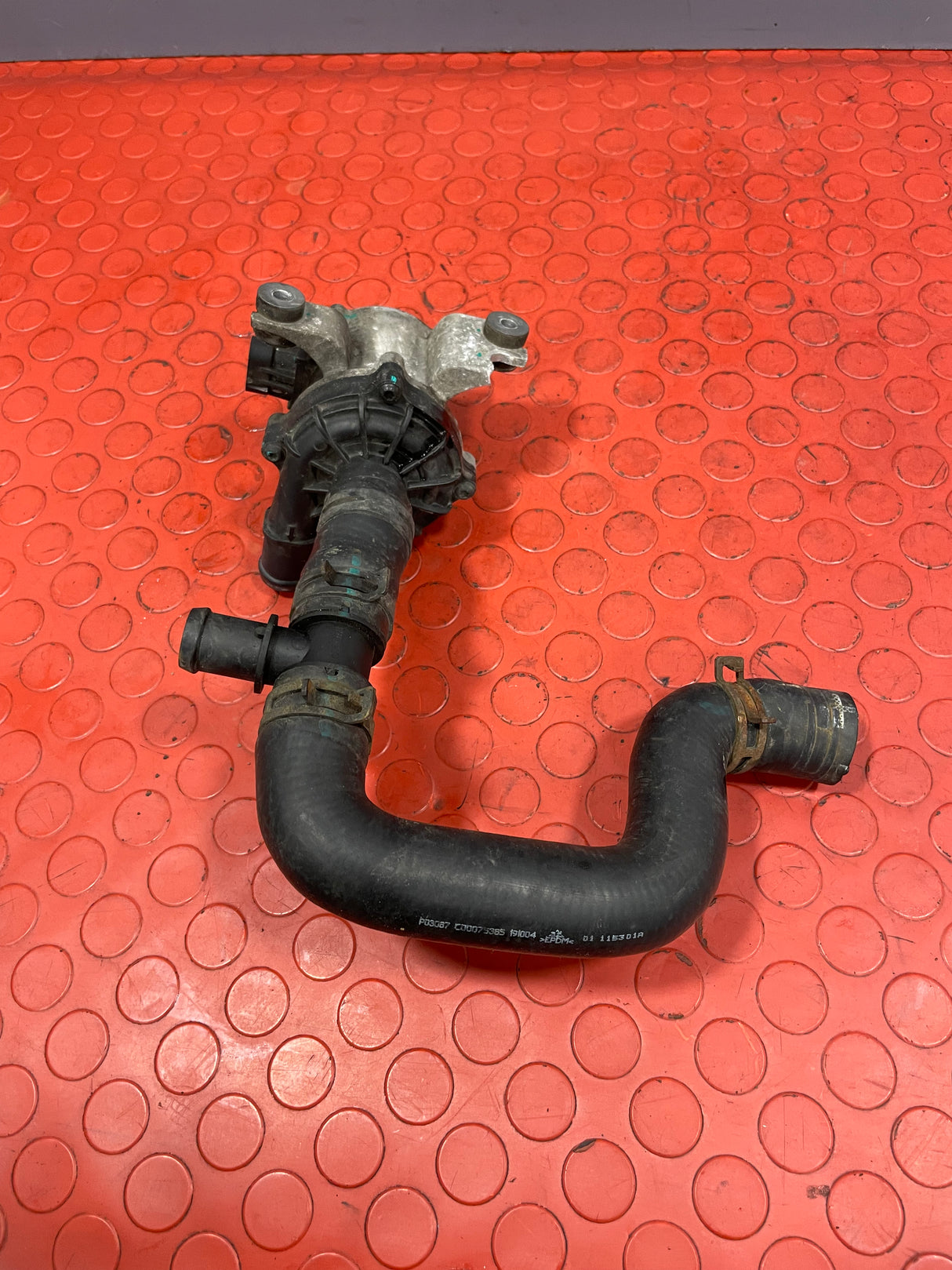 Saic Maxus Deliver 9 ELECTRIC COOLANT PUMP/WATER PUMP WITH HOSE (3 Pin) 2.0 2021-2024 P/N C00074835 / C00075385
