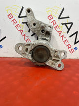 Renault ENGINE MOUNT  P/N 112841371R