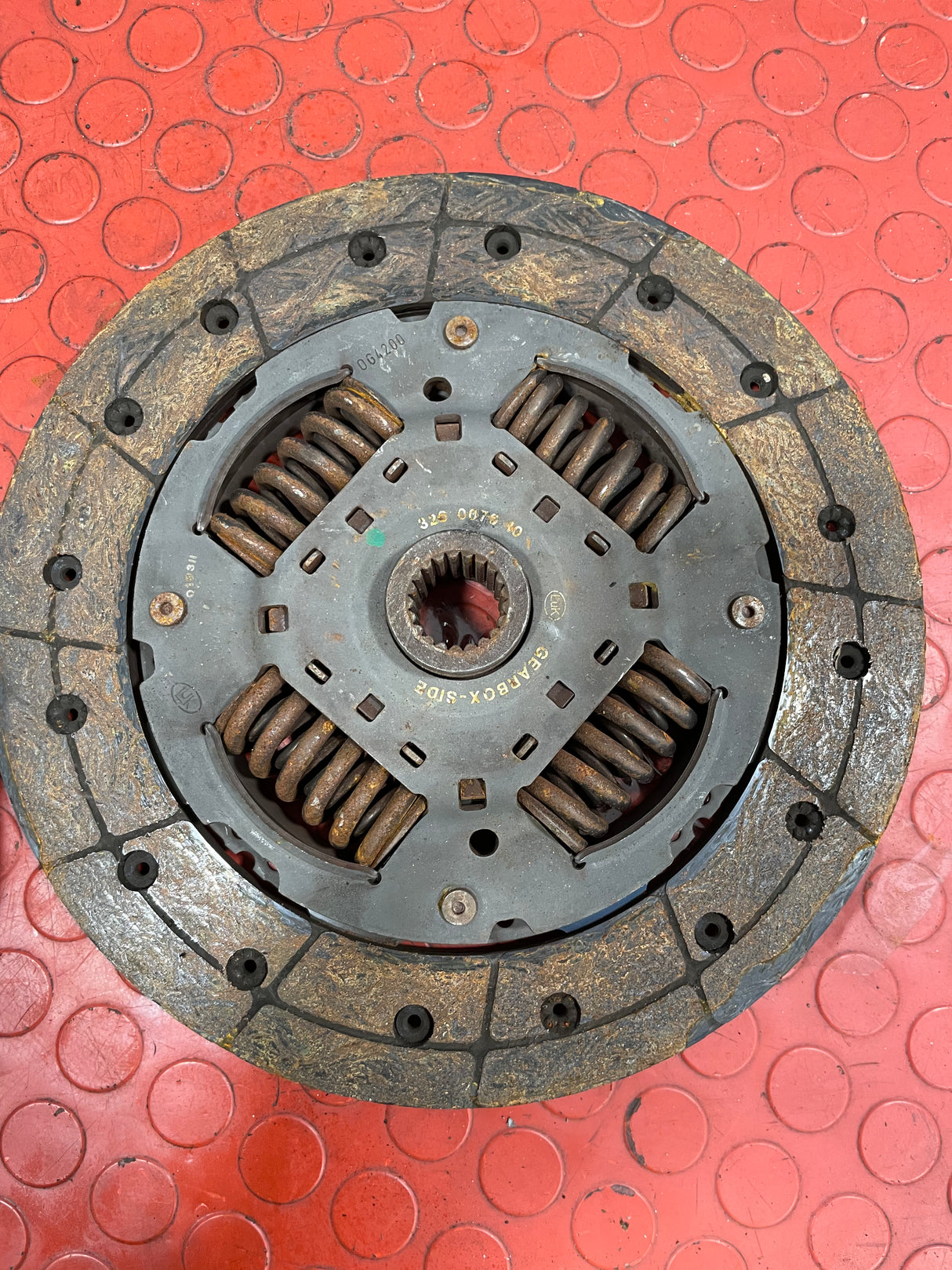 Citroen Relay/Peugeot Boxer/Fiat Ducato CLUTCH KIT PRESSURE PLATE & CLUTCH LINING 2.0 2008-2019 P/N126006510