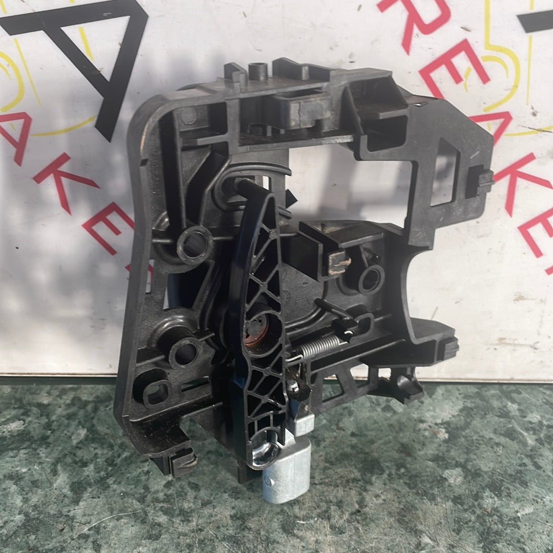 Peugeot Partner/Citroen Berlingo REAR INNER DOOR HANDLE 2008-2018 P/N 9812093480 / 9812093680